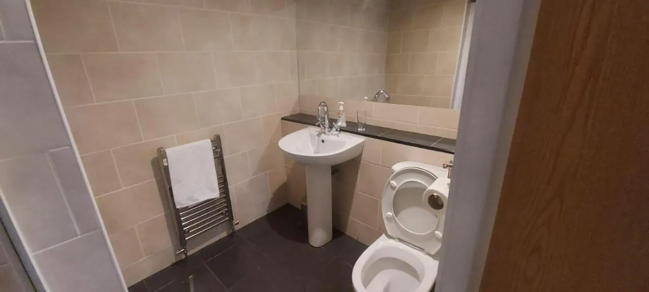 ***  Snooze Guest House Liverpool Reino Unido