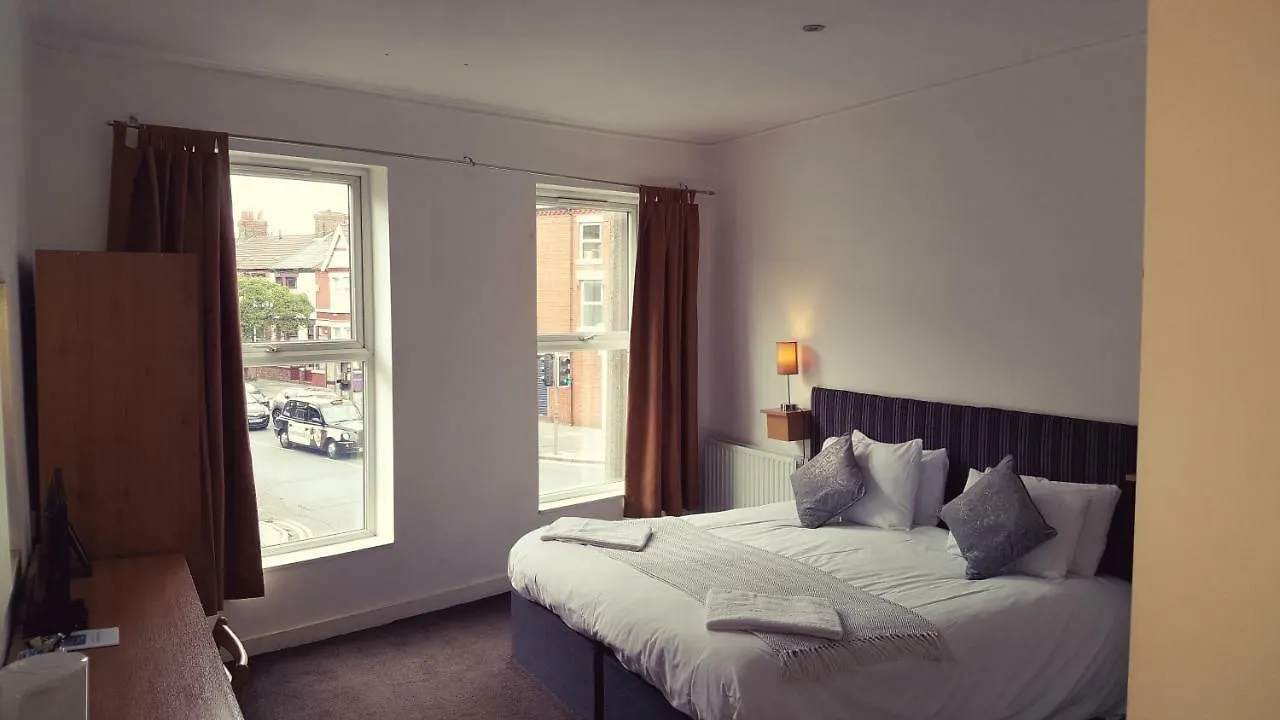 Snooze Guest House Liverpool